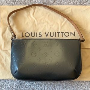 Louis Vuitton Monogram Vernis Mat Fowler bag